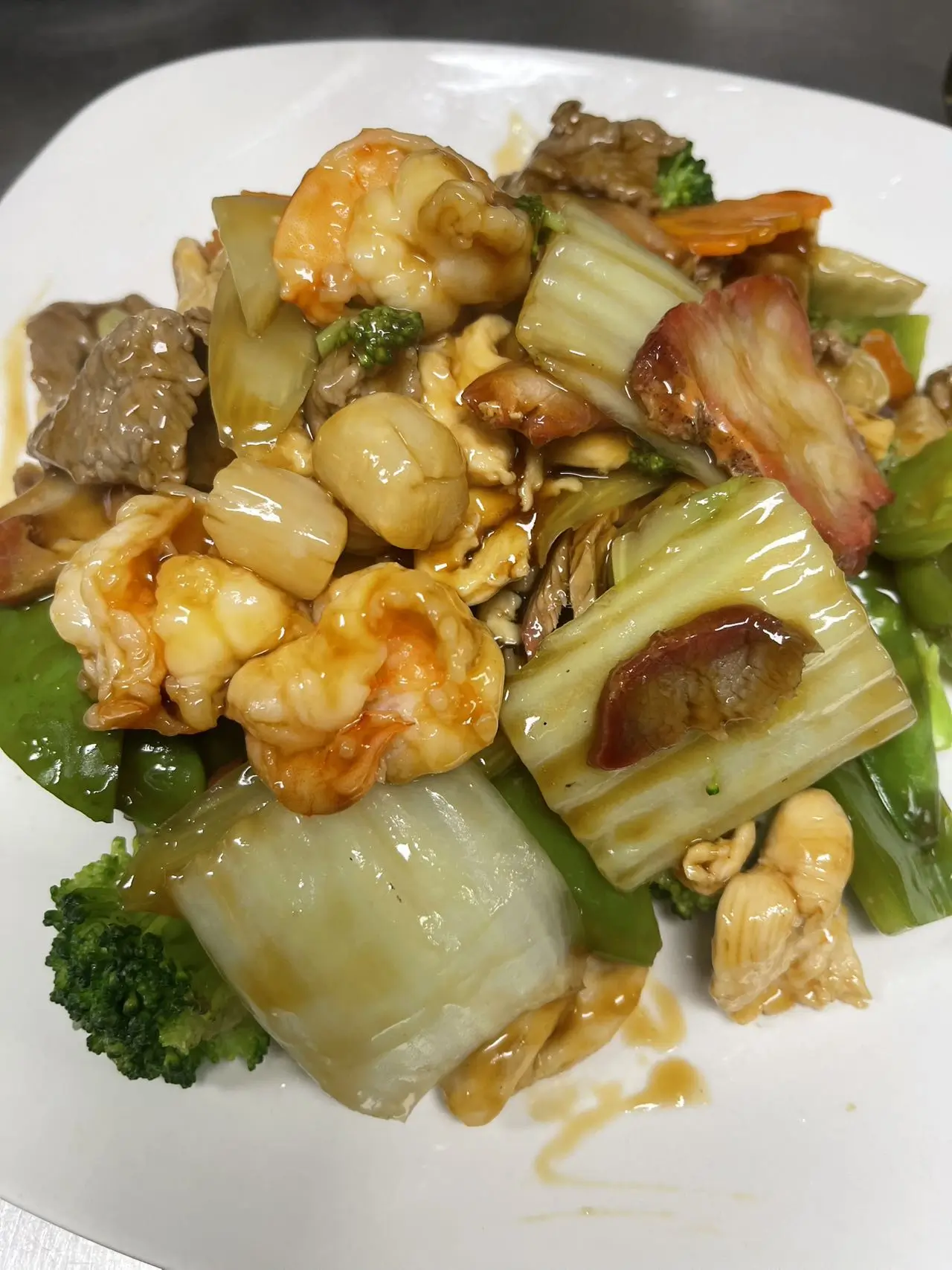 New-Szechuan-Kitchen-Chinese-Restaurant-Happy-Family-Middlesex Happy Family at New Szechuan Kitchen, a Chinese Restaurant in Middlesex